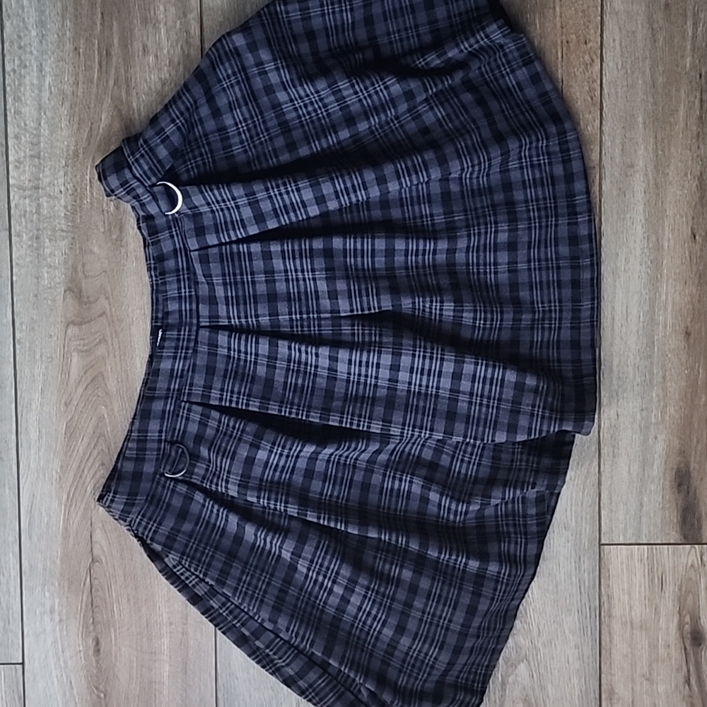 Hot Topic Plaid Mini Skirt sz M